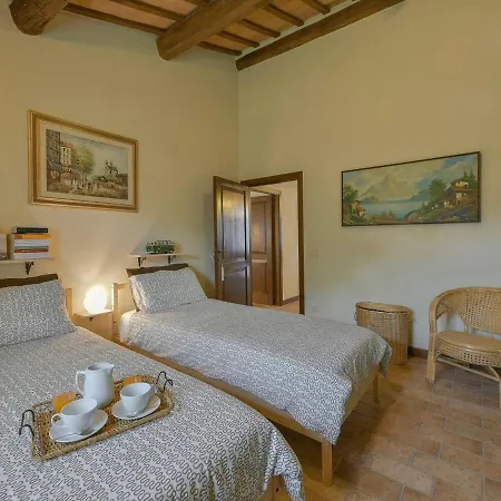 Localita Campocuiano Sleeps 6 Pool Wifi Esanatoglia