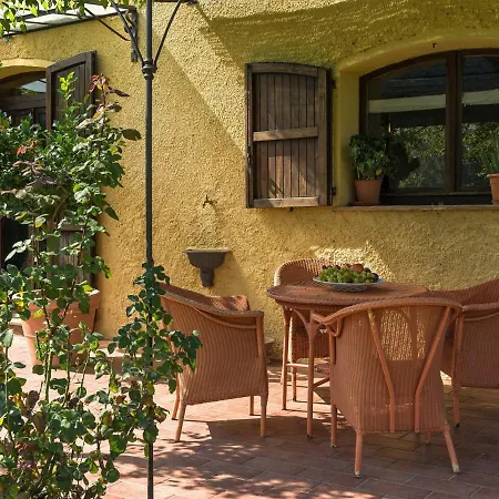 Localita Campocuiano Sleeps 6 Pool Wifi Esanatoglia