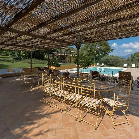 Localita Campocuiano Sleeps 6 Pool Wifi